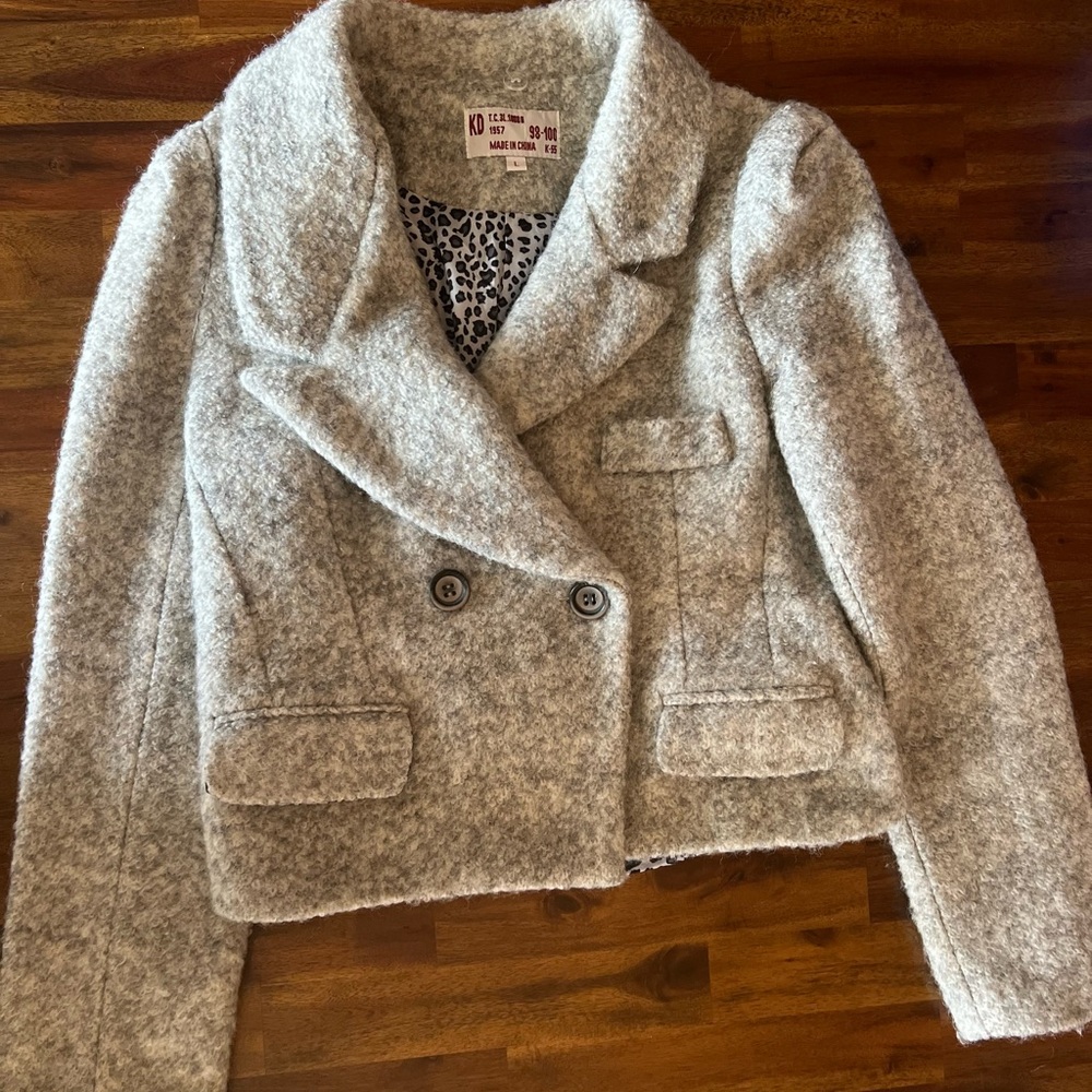 Gray Tailored Blazer with Notched Lapel